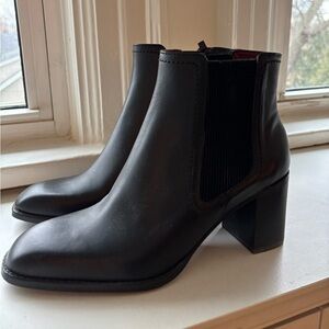 Zara black heeled leather boots